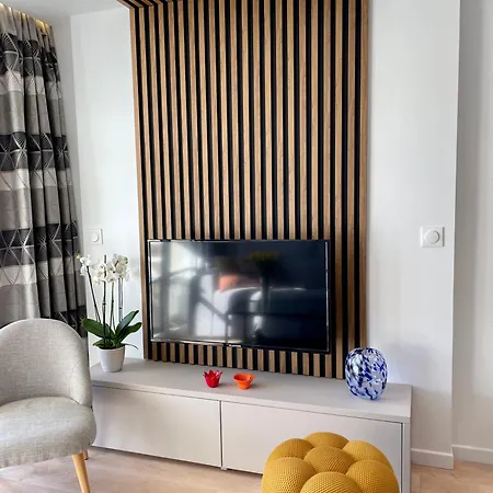 L'echappee Belle Avec Piscine Apartamento